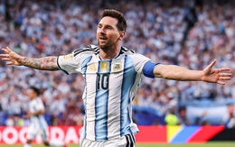 Messi ghi bàn tại 5 kỳ World Cup san bằng kỷ lục thế kỷ của Ronaldo