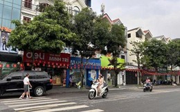 Công an Hà Nội ập vào một ngôi nhà trên phố Đức Giang
