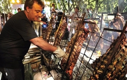 Món ăn đặc biệt được xem là "vũ khí vô địch" của Argentina: Phải mang hơn nửa tấn từ quê nhà sang Mỹ để tiếp sức cho Messi