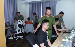 Cảnh sát đồng loạt kiểm tra 5 căn hộ, phát hiện 23 người nghi điều hành đường dây lừa đảo
