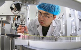 Ác mộng Trung Quốc nắm thóp đất hiếm, chip bán dẫn trở lại, Mỹ đứng ngồi không yên khi doanh nghiệp rót tiền tỷ cho đối thủ