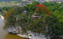 Ngọn núi cao chỉ hơn 20m ai cũng biết tên: Có hàng chục bài thơ, văn khắc trên đá đang trình lên UNESCO