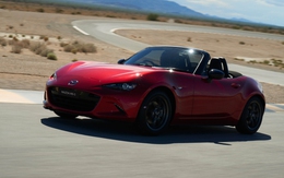 Xe mui trần giá từ hơn 1,3 tỷ đồng của Mazda trở lại Việt Nam sau 14 năm
