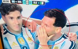 Vì sao Messi dùng tay che miệng nói chuyện lại thoát thẻ đỏ, liệu có phải ưu ái siêu sao?