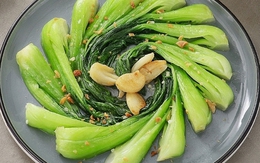 Cải thìa chứa nitrat gây ung thư, phải chần nước sôi trước khi nấu? Chuyên gia dinh dưỡng tiết lộ cách ăn đúng phòng ngừa bệnh