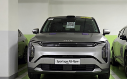 Kia Sportage đời mới lần đầu lộ diện: Thiết kế mới sẽ khác hẳn, bỏ hẳn động cơ xăng truyền thống, dễ ra mắt năm sau