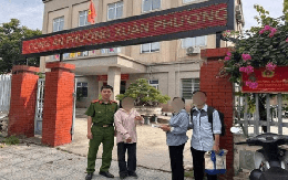 Phát hiện cọc tiền 11 triệu đồng và sổ tiết kiệm 130 triệu đồng nằm lăn lóc bên đường, công an dùng các biện pháp nghiệp vụ lập tức xác minh