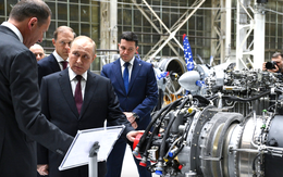 16 công nghệ chưa từng có của Nga "dồn hết" cho động cơ "Máy bay thế kỷ 21": Đích thân TT Putin thị sát
