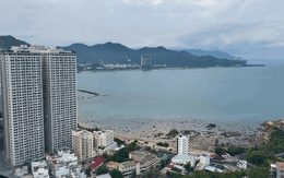 Cảnh tượng ở bãi biển Nha Trang khiến nhiều người bất ngờ, nhận xét: Không tin vào mắt mình