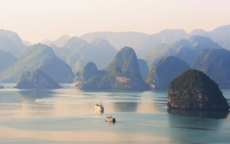 Resort là biểu tượng nghỉ dưỡng xa xỉ tại Hạ Long vừa chơi lớn: Trải nghiệm gì có giá 240 triệu đồng/đêm mà nhiều người vẫn sẵn sàng chi tiền?