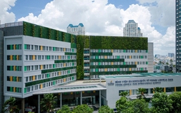 Đến Việt Nam mổ u não tại bệnh viện của tỷ phú Phạm Nhật Vượng, bệnh nhân Campuchia nhận kết quả bất ngờ sau 6 ngày