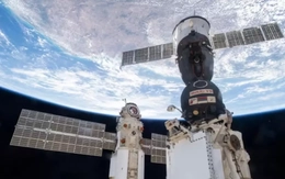 NASA yêu cầu các phi hành gia sơ tán khỏi trạm vũ trụ vì sự cố rò rỉ