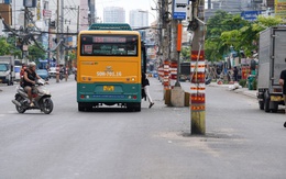 Cận cảnh loạt cột điện án ngữ giữa dự án nghìn tỷ ở cửa ngõ TP.HCM