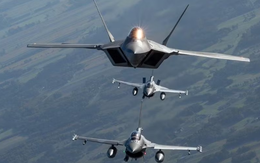 200 máy bay NATO đang vây quanh biên giới Nga