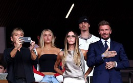 Tiểu thư Harper Beckham khoe visual sáng bừng, vóc dáng phổng phao cùng David Beckham trên khán đài cổ vũ tuyển Anh