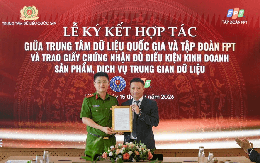 FPT được Bộ Công An trao Giấy chứng nhận đủ điều kiện kinh doanh sản phẩm, dịch vụ trung gian dữ liệu