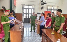 Khởi tố, thi hành lệnh khám xét chỗ ở của Chủ tịch, Kế toán, Thủ quỹ xã