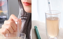 Bỏ ống hút nhựa để dùng ống hút thủy tinh, người phụ nữ bất ngờ bị bị chảy máu đường tiêu hóa vì lý do không thể ngờ