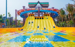 Ngắm 10 làn trượt nước dài hơn 1.000 m tạo nên kỷ lục thế giới trong công viên có 10.000 cây dừa ở TP.HCM