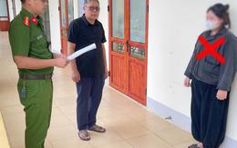 Thi hành lệnh bắt tạm giam nữ nhân viên giao hàng sinh năm 2001