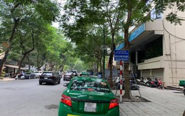 Tất cả người đến và ở Hà Nội chú ý: Quy định xử phạt mới liên quan tới việc dừng, đỗ xe đã được áp dụng