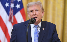 Ông Trump đe doạ: Iran bắn một tàu, Mỹ sẽ phá một cây cầu