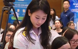 Nữ cán bộ thuế gây "sốt" mạng xã hội vì quá xinh đẹp: Tưởng lạ hóa ra rich kid nổi tiếng!