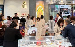 Muốn bán lại vàng PNJ, khách chỉ được giao dịch tại cửa hàng chỉ định và trong 2  giờ mỗi ngày