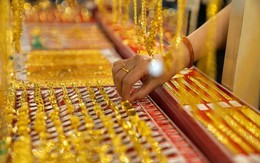 Tối 23/7, giá vàng giảm mạnh