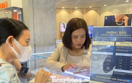 Khổ như đi bán kim cương: Người giàu cũng khóc!