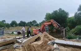 Vụ lăng mộ ‘khủng’ trên đất trồng cây: Tháo dỡ 2 công trình trái phép