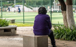 Sau tuổi 60, dù lương hưu cao bao nhiêu, cha mẹ vẫn nên "tiết kiệm" 2 thứ này với con cháu để tuổi già được an nhàn, hạnh phúc
