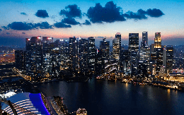 Giá dầu vượt 100 USD/thùng, quốc gia láng giềng Việt Nam có bước đi không ngờ