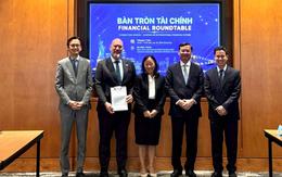Doanh nghiệp bán dẫn top 10 thế giới trao bức thư đặc biệt cho Trung tâm Tài chính Quốc tế TP.HCM