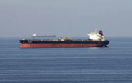 Bất ngờ đề xuất mới về eo biển Hormuz sau khi Mỹ dừng không kích Iran