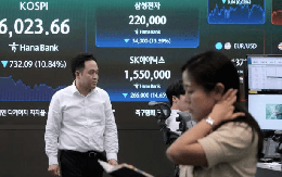 Buồn của nền kinh tế lớn châu Á: Hàng chục triệu nhà đầu tư 'ôm' 2 cổ phiếu, lỗ đến 80% chỉ sau 1 tuần