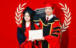 Bỏ trường Y viết tiếp ước mơ của mẹ, Á khoa 22 tuổi giành học bổng tiến sĩ danh giá
