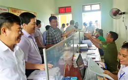 Bộ Nội vụ đang nghiên cứu, tiếp tục đề xuất chính sách tiền lương cho cán bộ, công chức