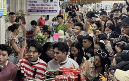 Ngày 3/7, ghi nhận cảnh tượng lạ tại quán ốc hút trong chợ Cồn (Đà Nẵng)
