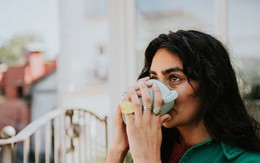 Cholesterol dư thừa “rất sợ” loại đồ uống này: Nhiều người uống hằng ngày nhưng chưa biết hết lợi ích