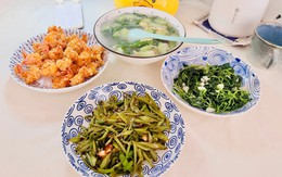 Không cần sơn hào hải vị, bữa cơm cuối tuần của gia đình tôi toàn món nấu nhanh nhưng ai cũng hào hứng
