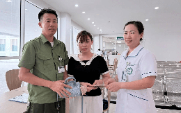 Phát hiện cọc tiền 16.000.000 đồng nằm chơ vơ tại Bệnh viện Bạch Mai cơ sở 2, đội ngũ an ninh lập tức rà soát xác minh