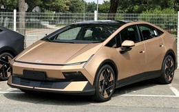 Hyundai Ioniq V lộ thiết kế không giống ai, đi hơn 600km/sạc, có bản không lo phải tấp vào trạm sạc