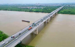 Gã đàn ông phi tang xác người tình xuống cầu Thanh Trì sau bữa tiệc ma túy