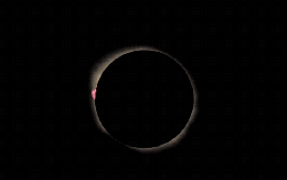NASA công bố khoảnh khắc nhật thực toàn phần tuyệt đẹp từ độ cao 15.240 mét: Đây chính là sự trùng hợp kỳ diệu của vũ trụ