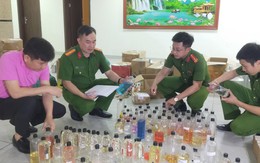 Khám xét khẩn cấp 7 địa điểm trong chuyên án 'khủng', bắt vợ chồng Nguyễn Quỳnh Trang - Mai Minh Đức