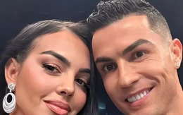 Mẹ và gia đình không dự đám cưới Ronaldo
