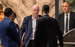 Chủ tịch FIFA Gianni Infantino đối mặt nguy cơ không được tranh cử