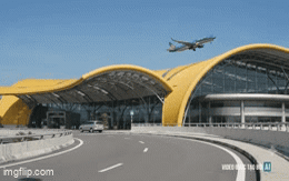 Đúng 0h ngày mai, sân bay quốc tế duy nhất ở Việt Nam mang hình bông hoa chính thức 'tái xuất'