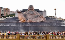 Nơi được ví như "nóc nhà Nam Bộ" ở Việt Nam với độ cao 986m: Leo bộ lên mất 2-4 tiếng, trên đỉnh có đại tượng Phật được xác lập kỷ lục châu Á